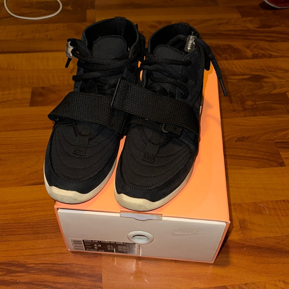 NIKE AIR / FEAR OF GOD 1